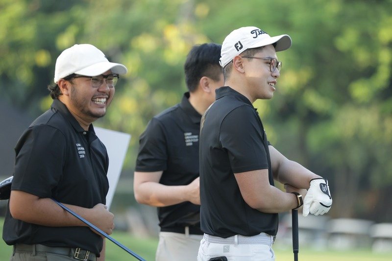 Fasclad leadership at the Dragons Golf Cup