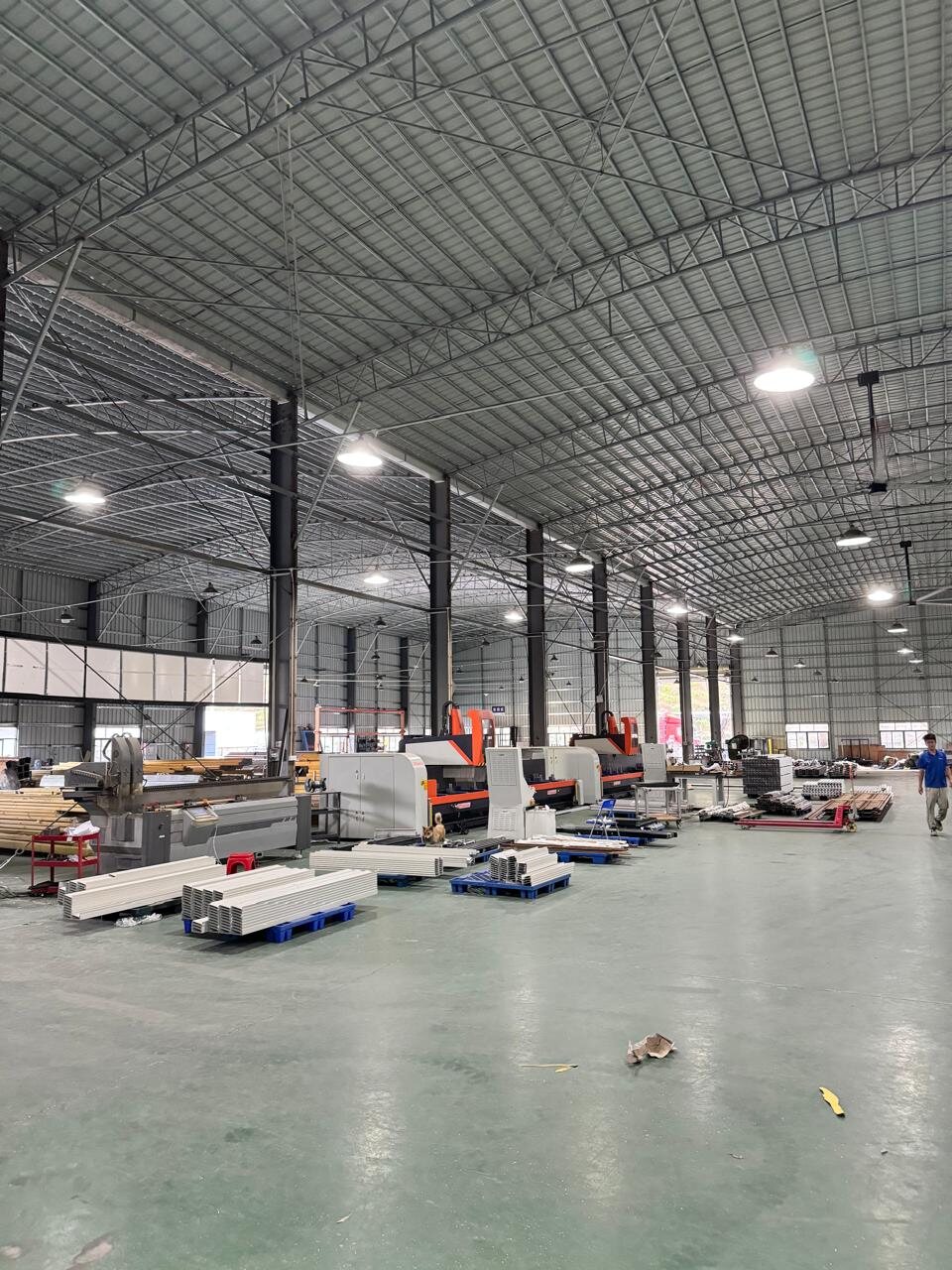 Aluminum profile and panel fabrication line